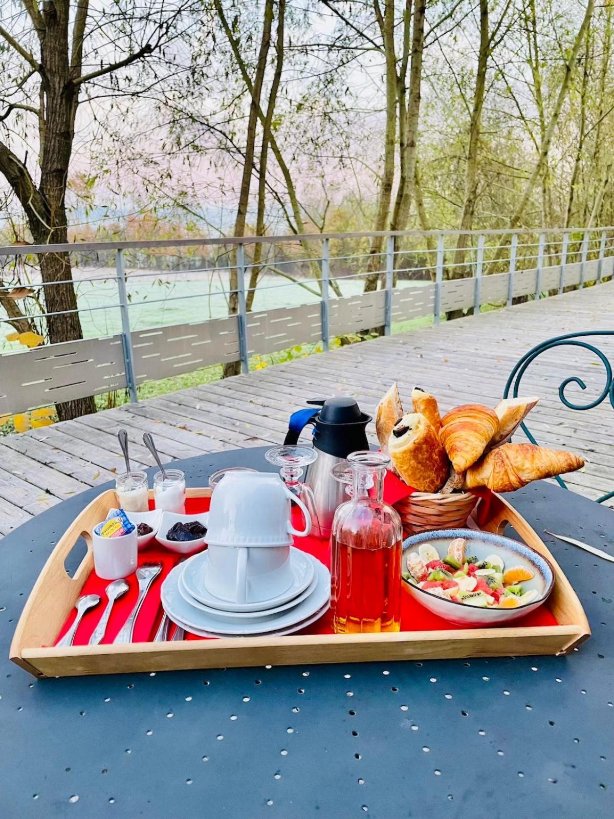 La Petite Motte Lodge Ceton